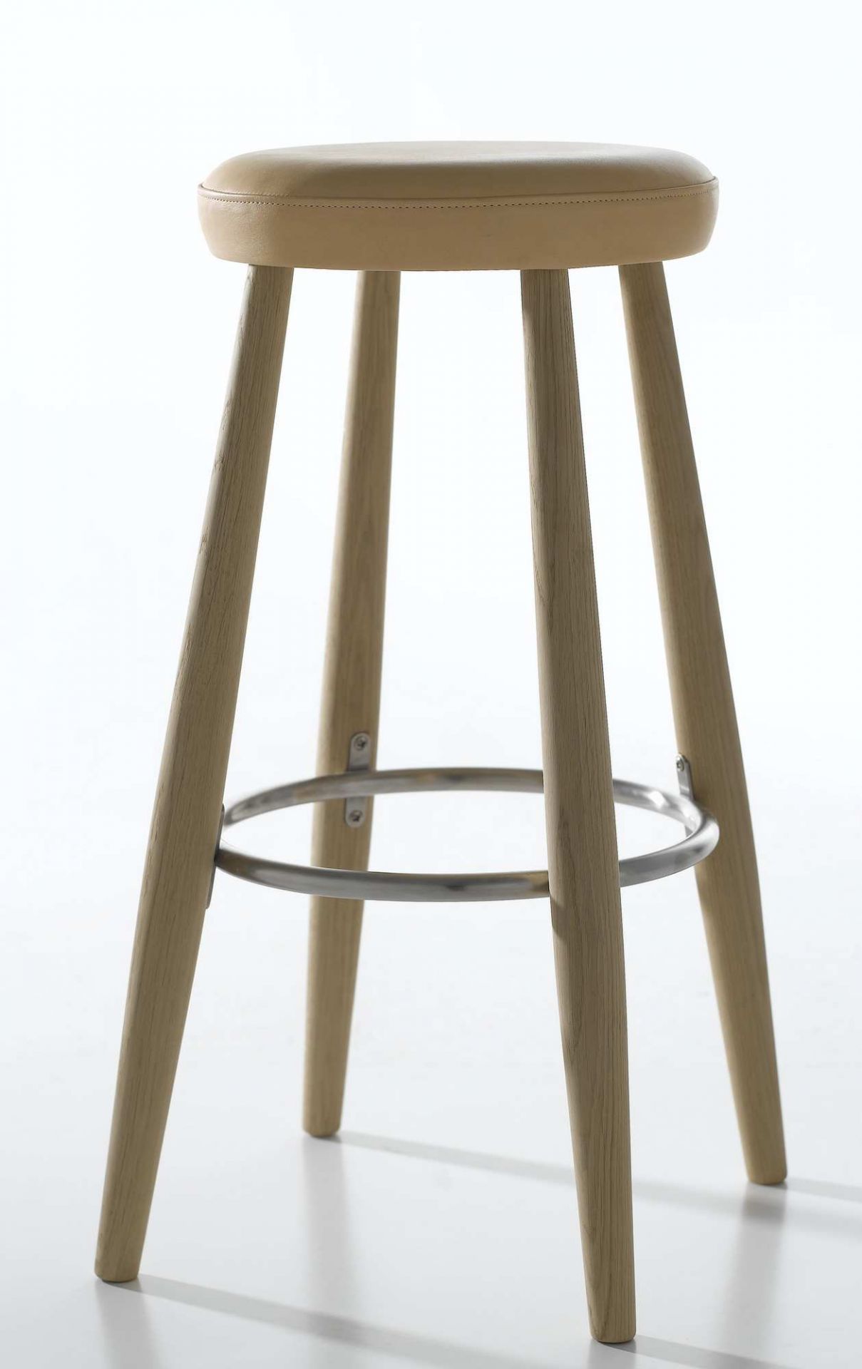 CH56 CH58 bar stool Carl Hansen Son Leder Thor 390 Eiche geseift H 68 cm CH58 CARL HANSEN CH58 H68 SEIF THOR390